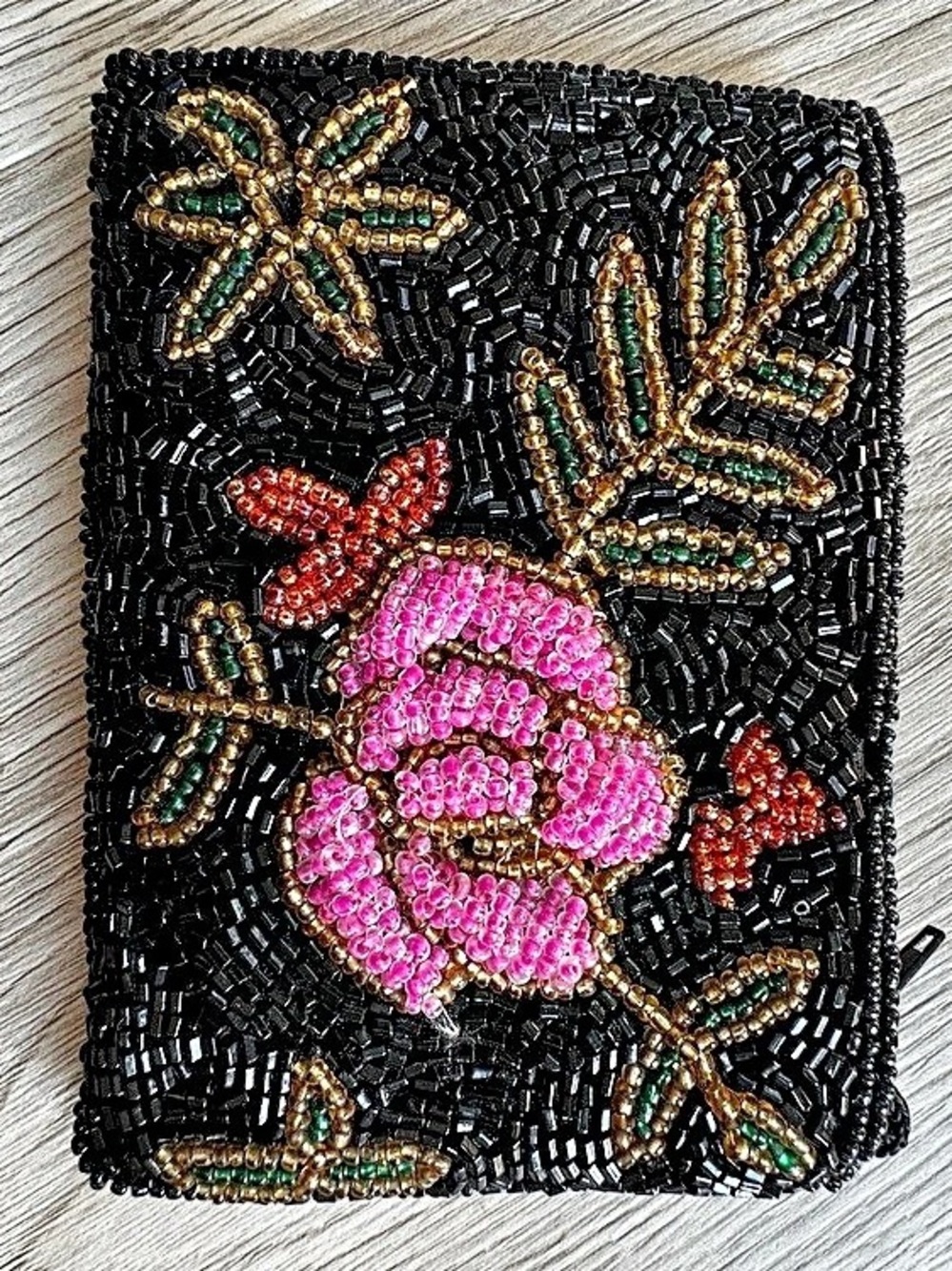 Beaded Floral Coin Purse Pouch in Black & Pink Like New